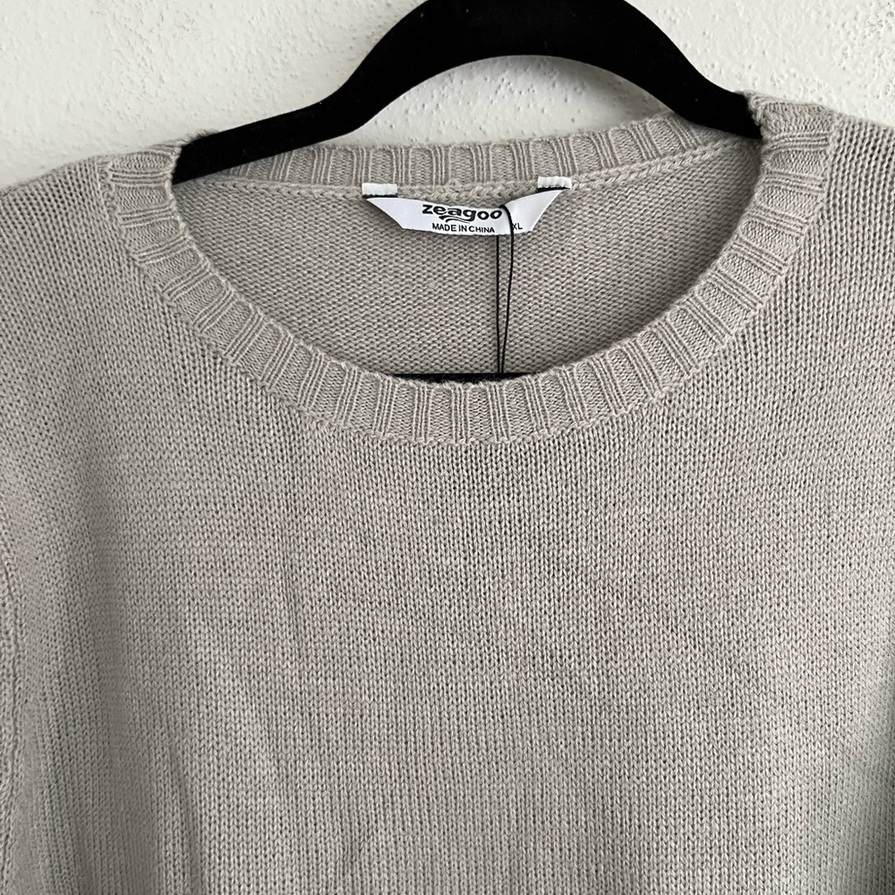 Zeagoo Woman Gray Long Sleeve Side Slit Long Sweater Dress, Size XL - Picture 4 of 9